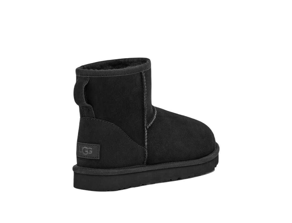 Double Boxed  229.99 UGG Classic Mini II Boot Black Double Boxed